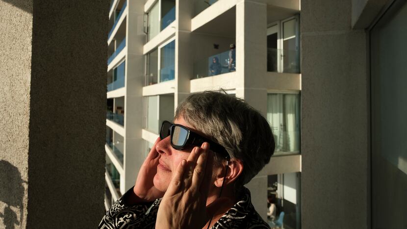 "Staying Safe: Navigating the 2024 Solar Eclipse and Spotting Fake Glasses"