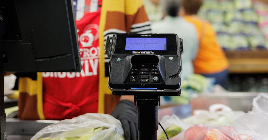 Featured image for Federal Rule Caps Bank Overdraft Fees at $5