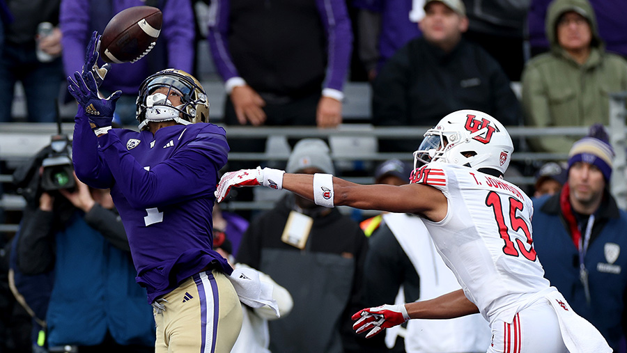 Featured image for UW Huskies Remain Undefeated with 35-28 Victory over Utah