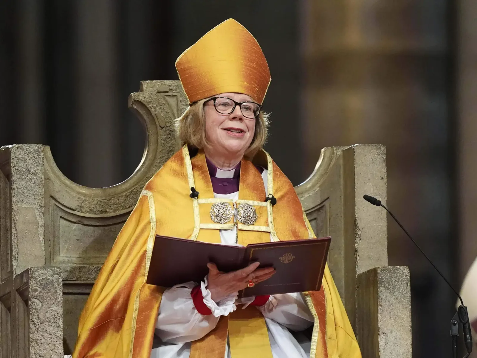 Sarah Mullally becomes Canterbury's first female archbishop, inaugurating a new era