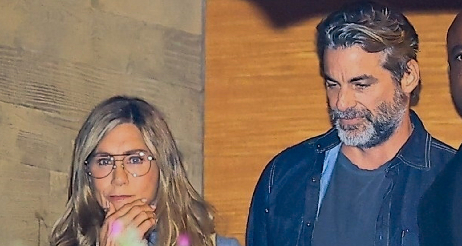 Featured image for Jennifer Aniston Celebrates Jim Curtis's Birthday with First Instagram Photo