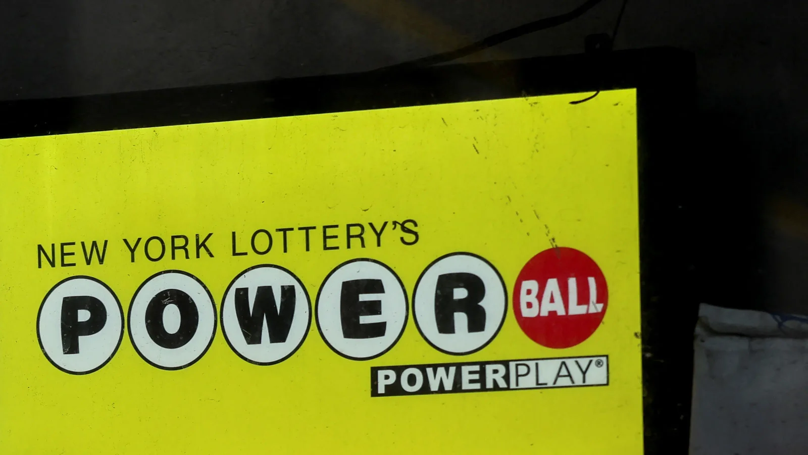 Featured image for Recent Powerball and Mega Millions Jackpot Wins and Numbers