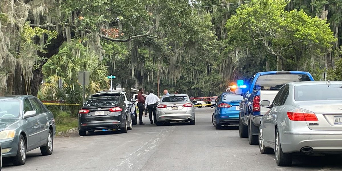 "Savannah Mayor Van Johnson Addresses Saturday Shootings"