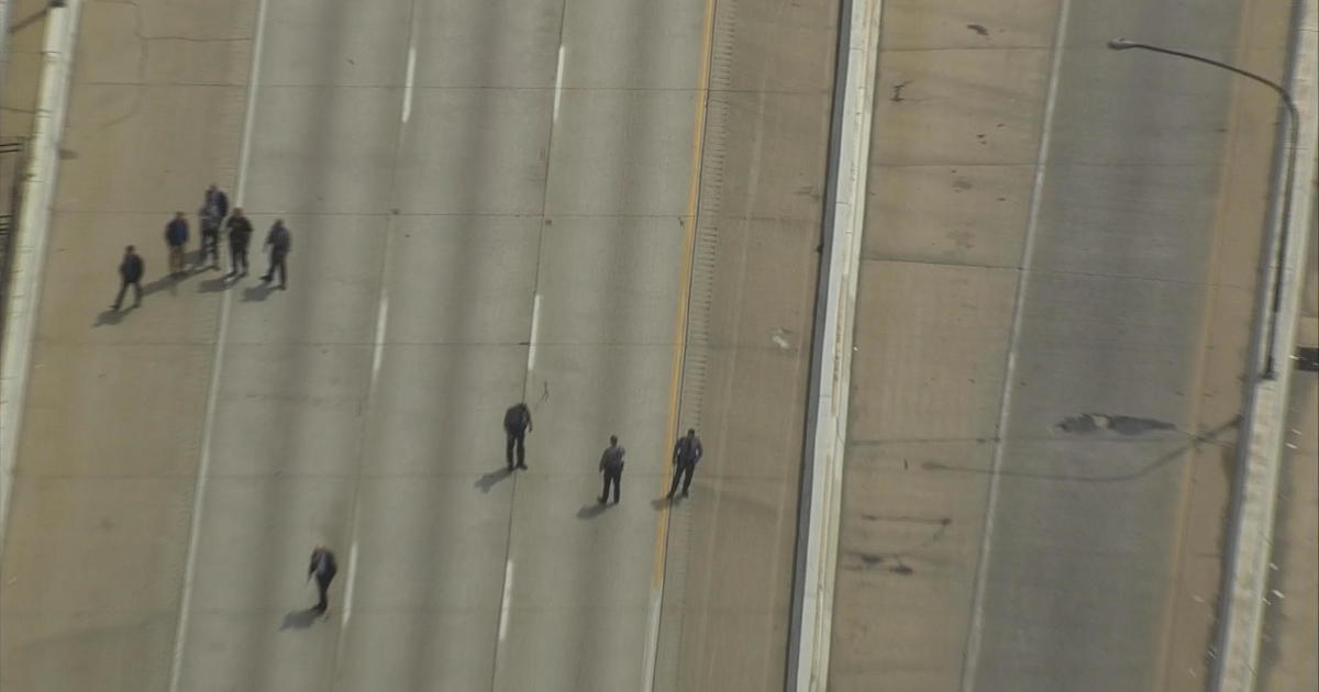 Gunman opens fire, shuts down I-95 North near Columbus Boulevard in Philadelphia.