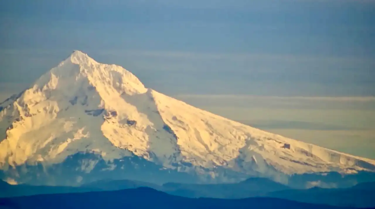 December Weather in the Pacific Northwest: Rainy Start, Clearing Up for the Weekend