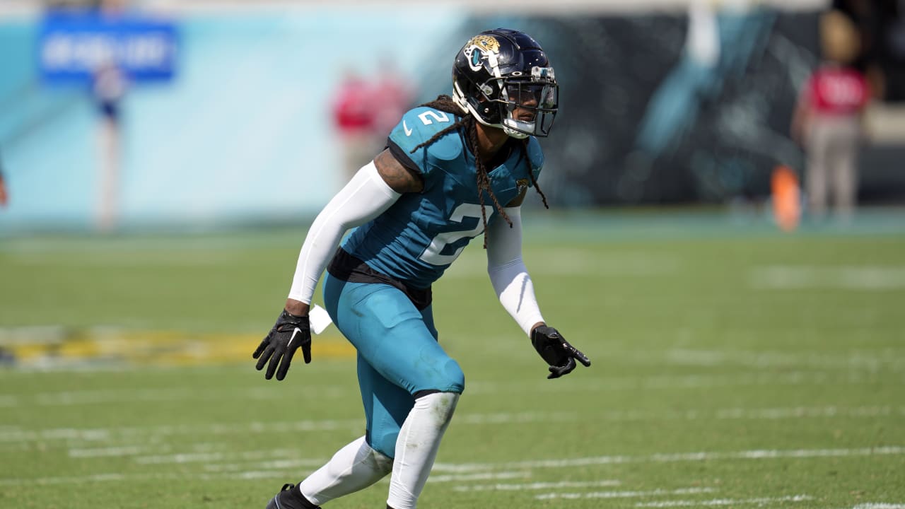 "Seahawks' Offseason Flurry: New Signings and Unexpected Reunions"