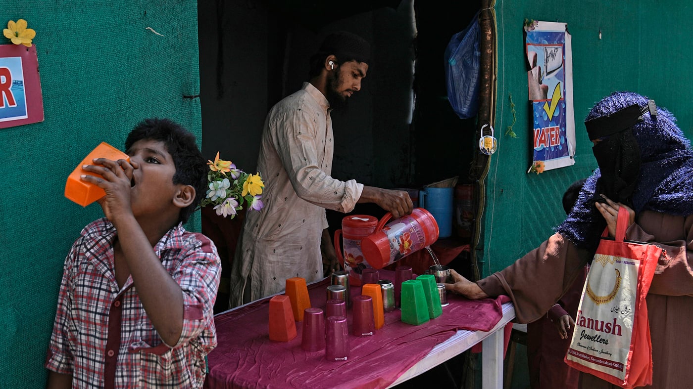 Featured image for "Planet Earth Sets 10th Consecutive Hottest Month Record, Climate Scientists Alarmed"