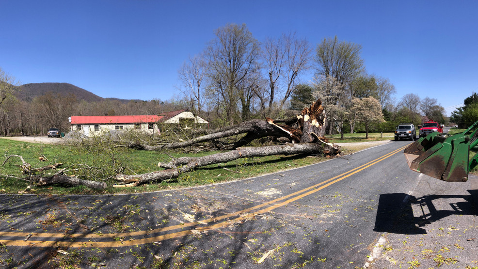 Widespread Windstorm Causes Damage and Power Outages Across Multiple States
