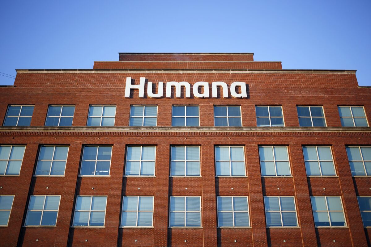 Featured image for Humana Shares Drop Amid Medicare Bonus Challenges