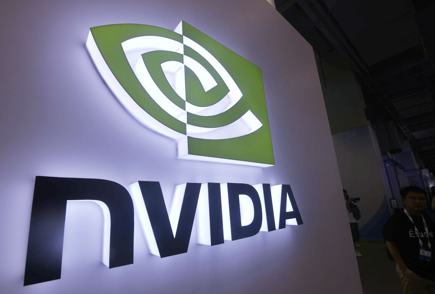 Key Stock Movers: Nvidia, Hershey, Supermicro Lead the Pack