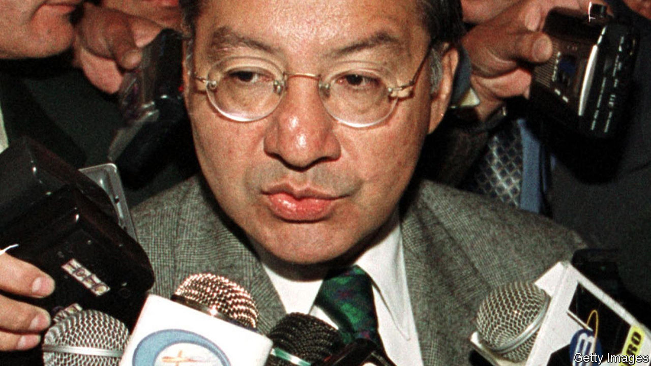 Featured image for "Undercover FBI agent exposes 42-year Cuban spy infiltrating America"