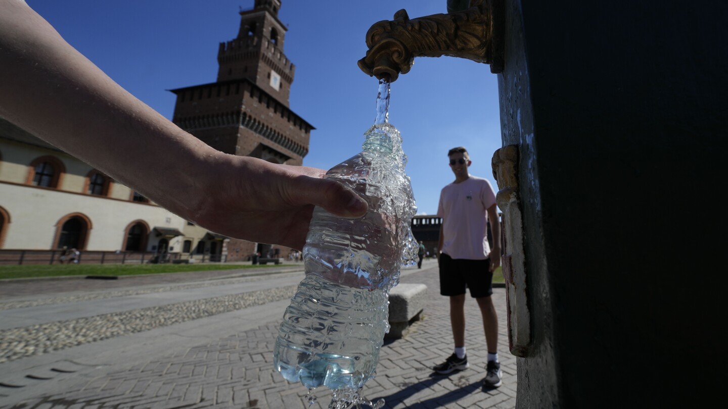 "Discovery: Quarter Million Nanoplastic Particles Found in Single Liter of Bottled Water"