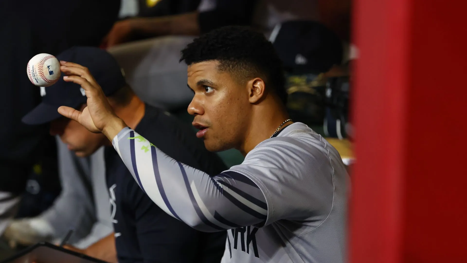 Yankees and Mets Lead $700MM Race for Juan Soto