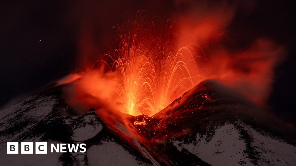 Epic Display: Mount Etna's Fiery Night Show