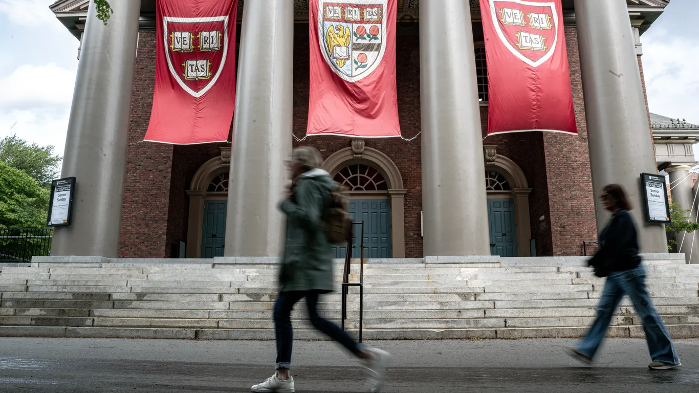 Judge Temporarily Blocks Trump’s Ban on International Students at Harvard