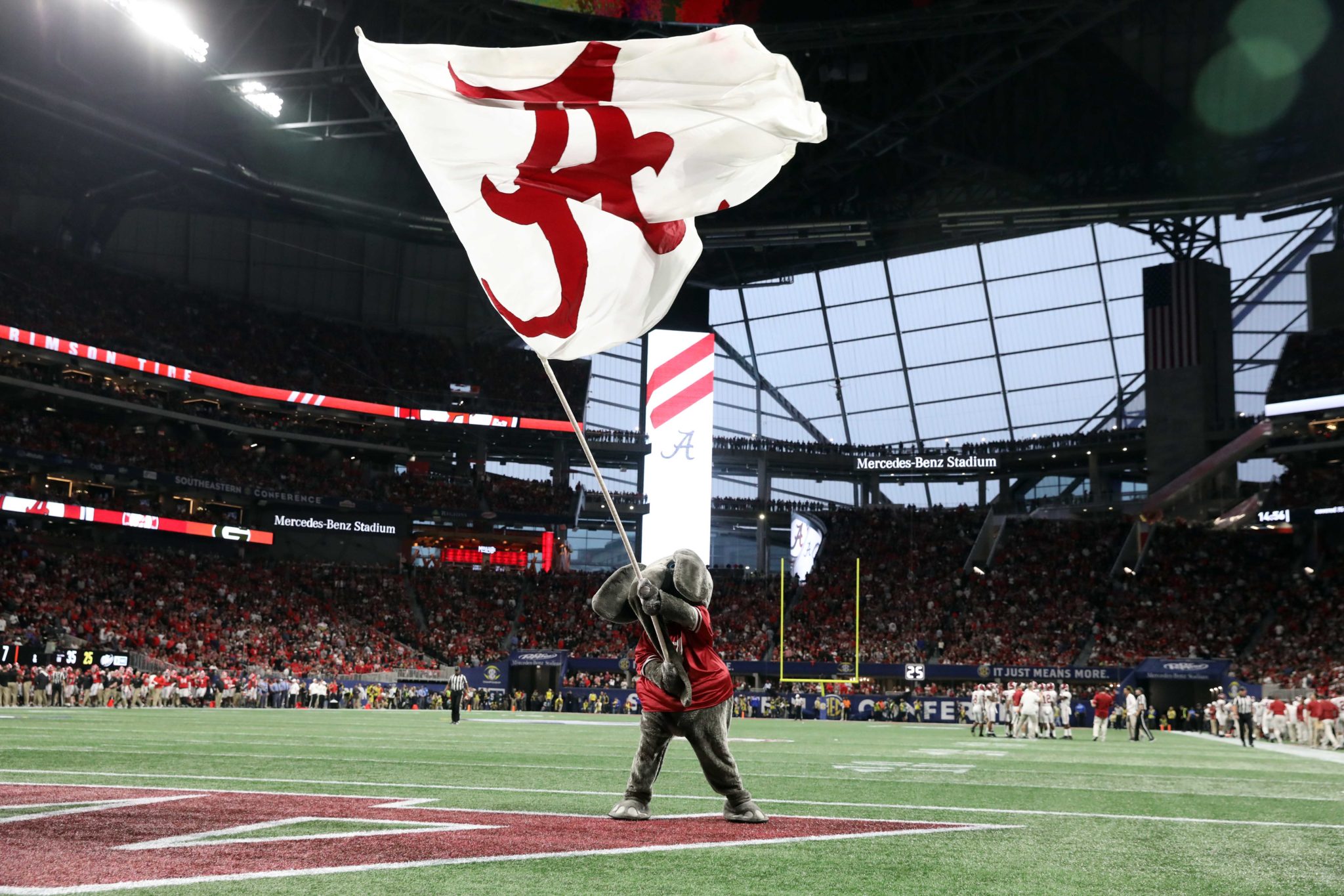 "Insights from John Parker Wilson and Tim Tebow on Alabama's 'Scary' Game at Texas A&M"