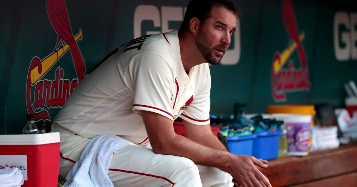 Cardinals' Adam Wainwright to Miss Opening Day Due to Injury