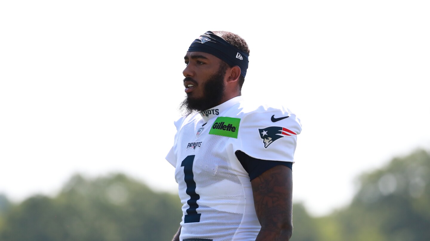 Featured image for Patriots' Ja’Lynn Polk Out for Season After Shoulder Surgery