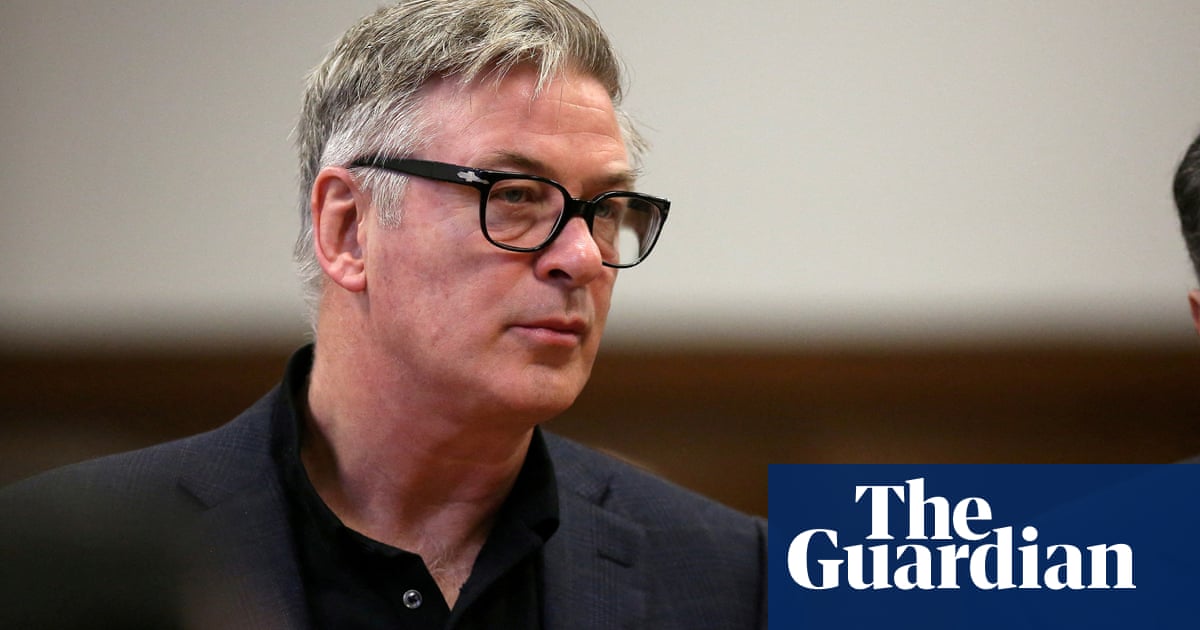 Featured image for "Alec Baldwin Seeks Dismissal of Involuntary Manslaughter Charge in 'Rust' Shooting"