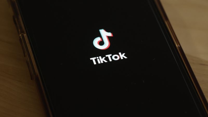 "TikTok Faces Mounting Pressure in Washington Amid Ban Threat"