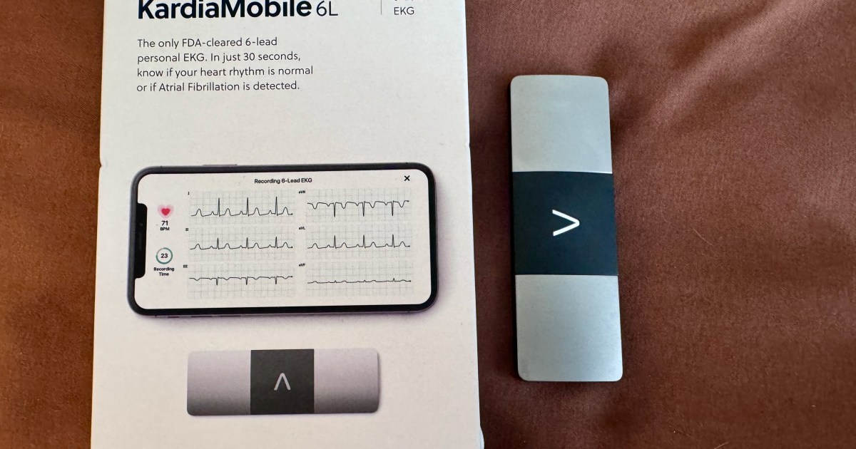 "$130 Health Gadget Outperforms Apple Watch: A Comparative Review"