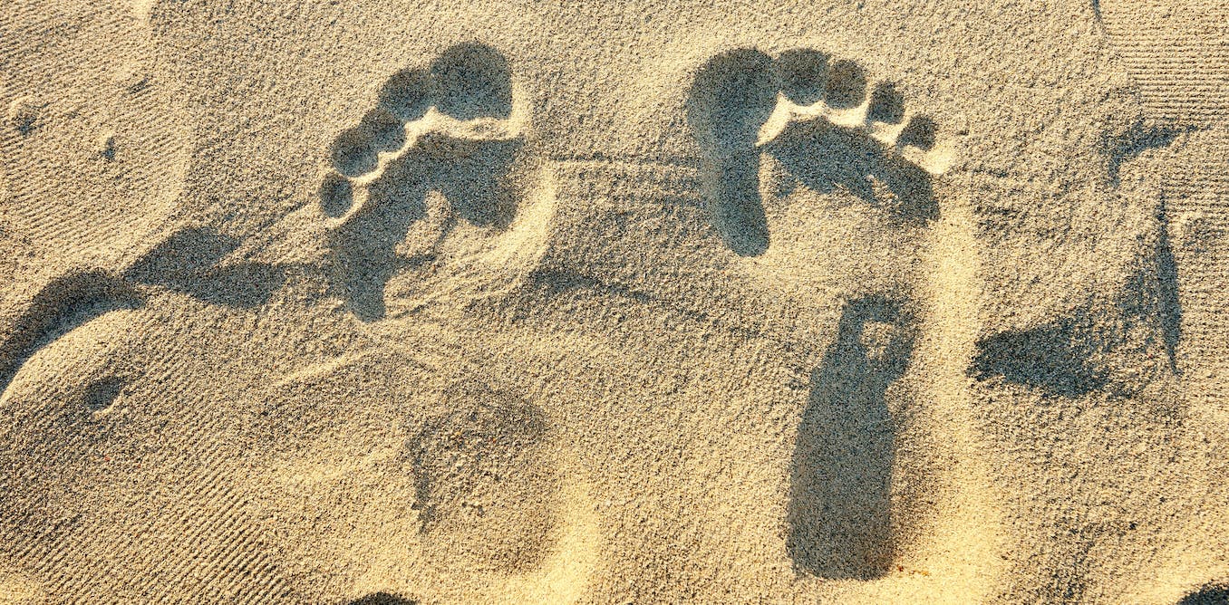 The Ethics of DNA Traces in the Environment