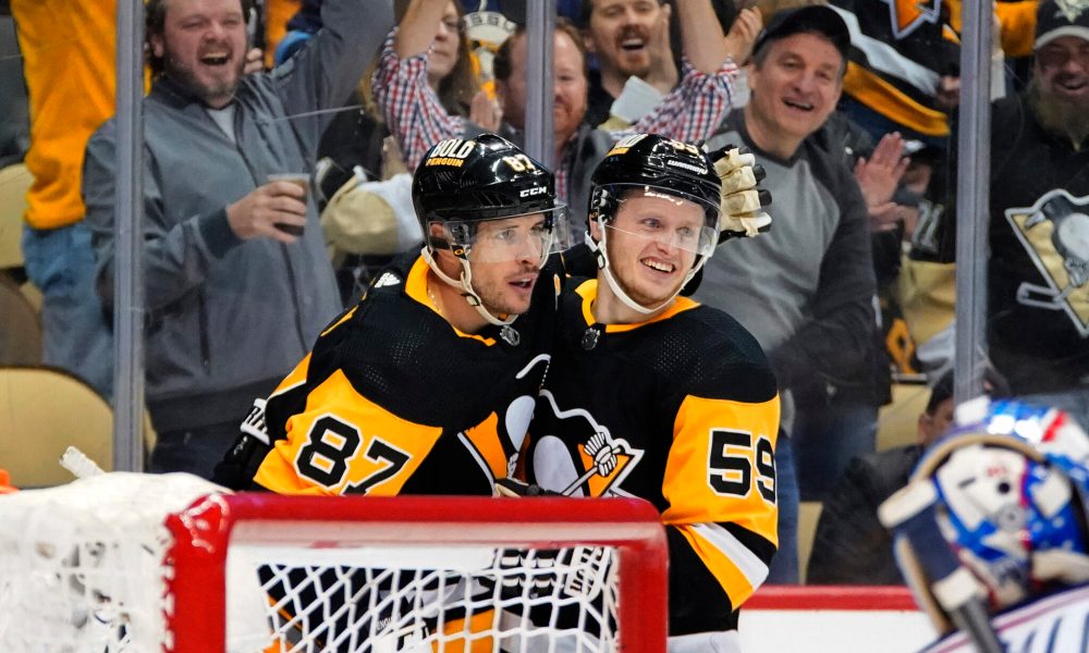 "NHL Trade Rumors: Potential Landing Spots for Jake Guentzel and Elias Lindholm"