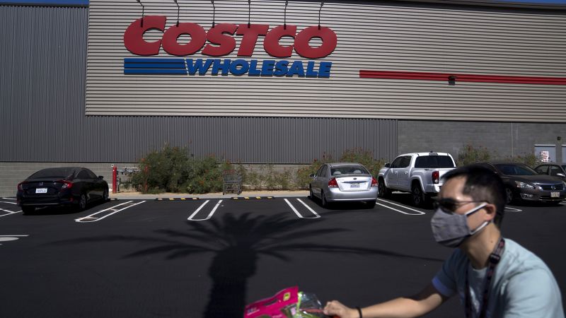 Costco's CEO Craig Jelinek to Step Down, COO Ron Vachris to Take Over