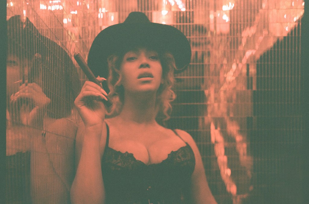 "Beyoncé Makes History with No. 1 Country Hit, Hot 100 Chart Revealed"
