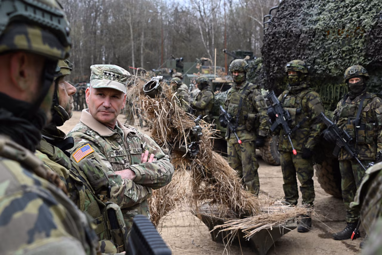"Top U.S. General Warns of Growing Russian Threat to Ukraine"