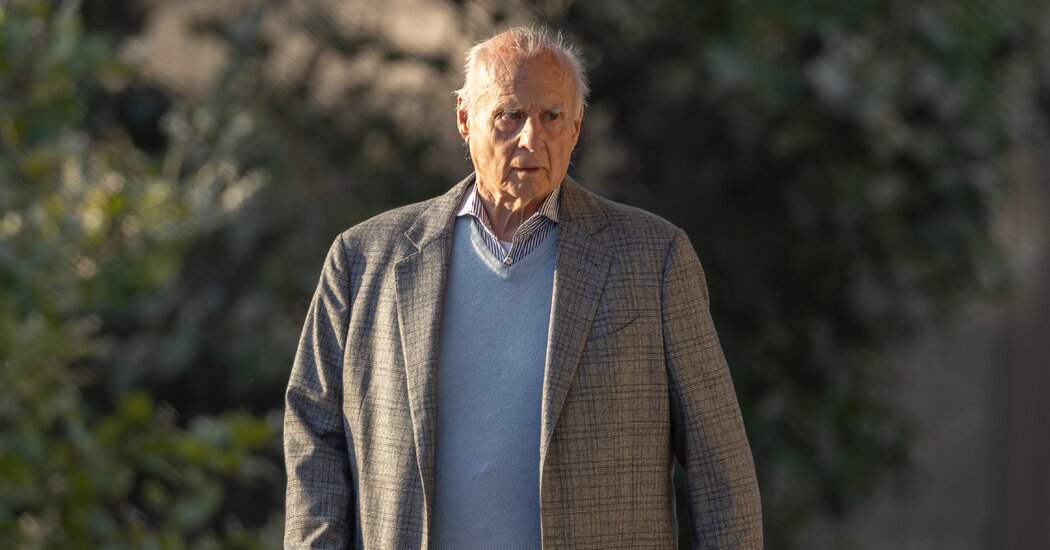 Featured image for Tom Girardi Sentenced to Over 7 Years for Embezzlement