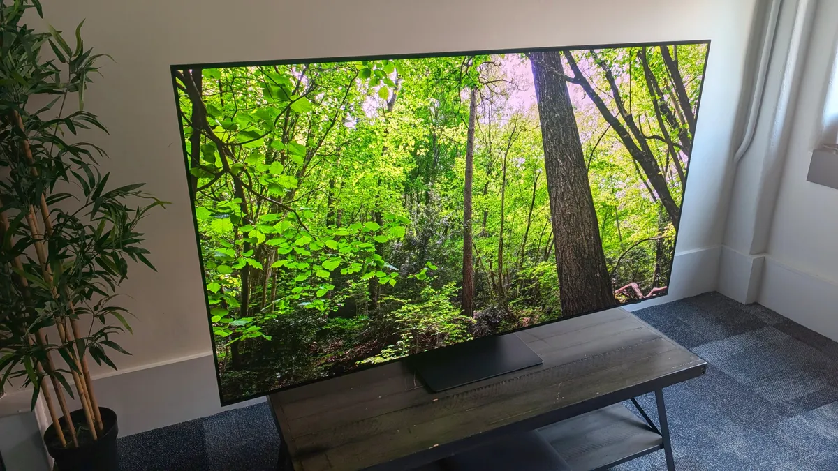 Featured image for Samsung's Latest TVs Redefine Picture Quality and Innovation