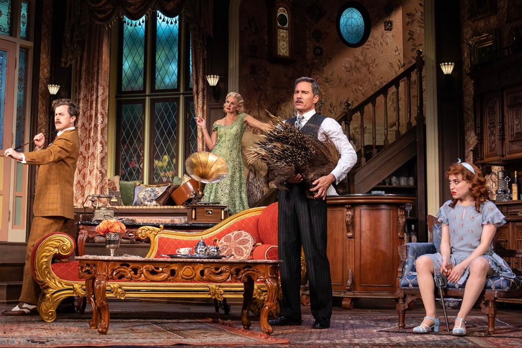 "The Cottage": A Broadway Farce That Falls Flat