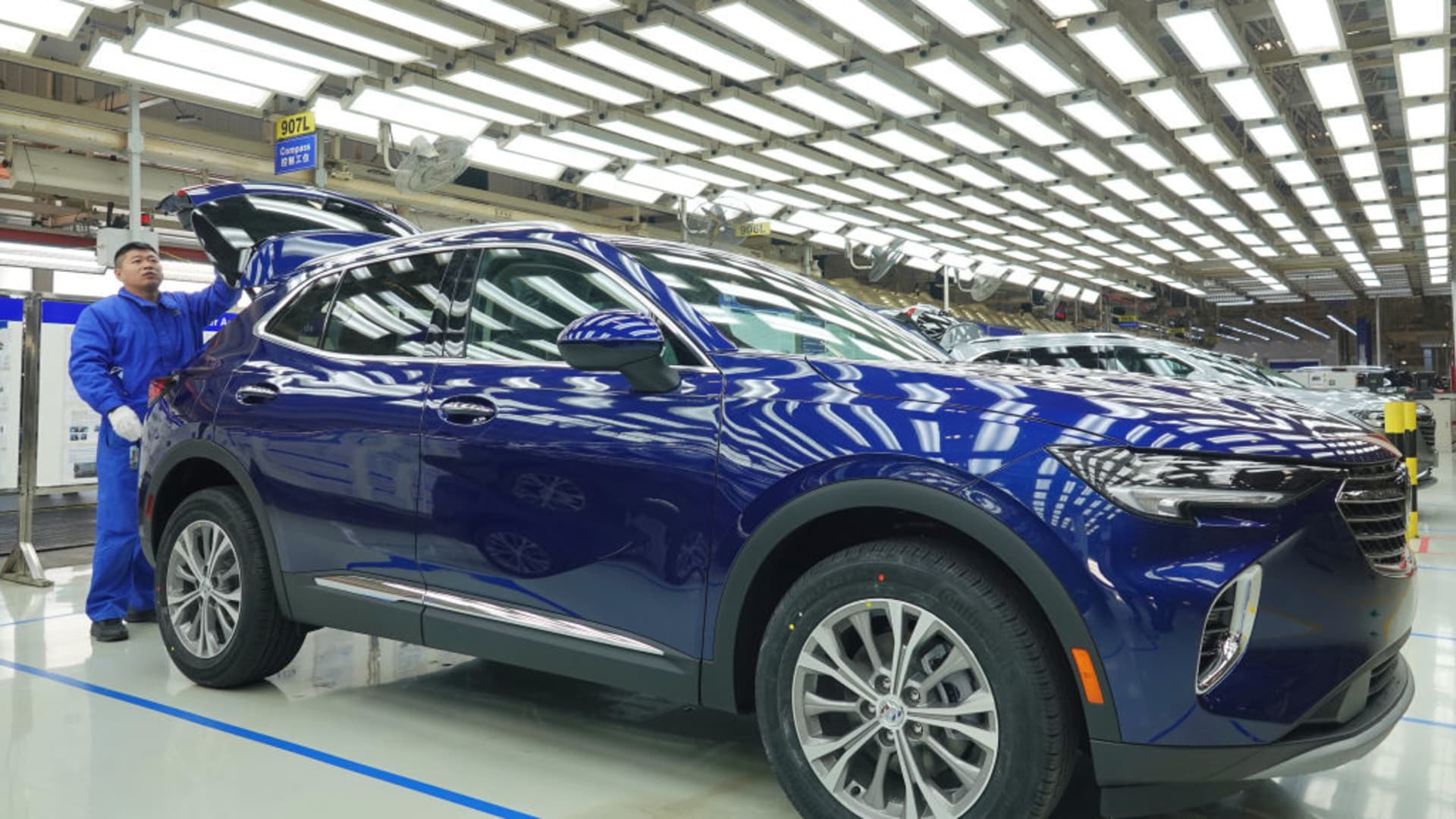 GM Faces $5 Billion Loss from China Business Overhaul