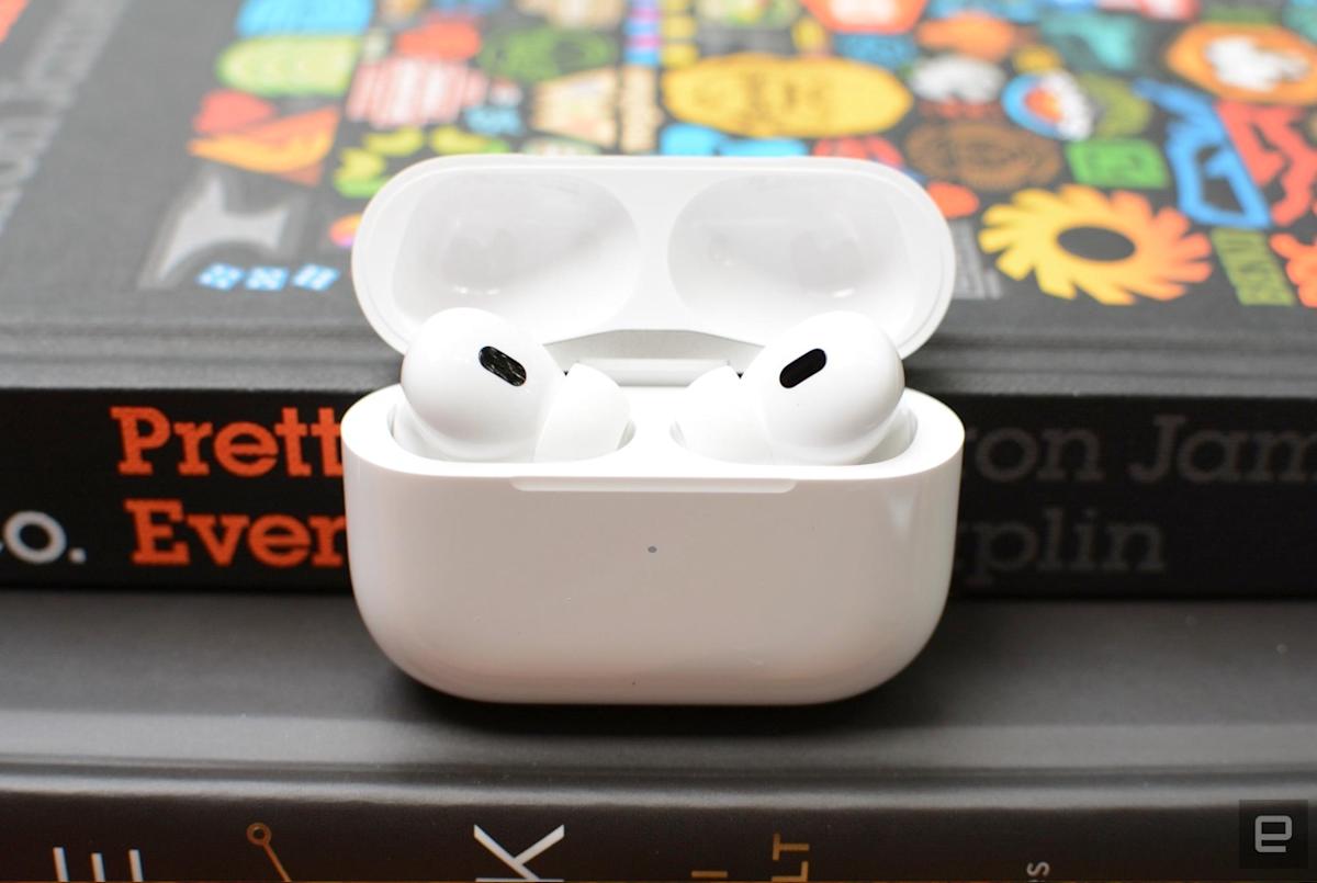 Featured image for Apple Unveils AirPods Pro 3 with Live Translation and New Health Features