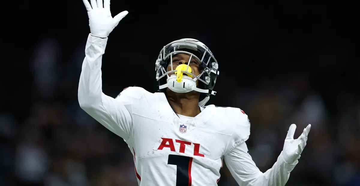 Eagles Considered Darnell Mooney Before He Chose the Giants