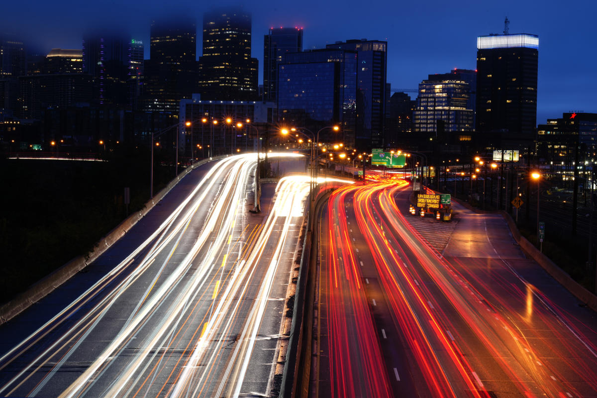 Global Shift: Buyers Opt for Larger Cars, Undermining Progress in Clean Technology. Electric Vehicles Offer a Solution.