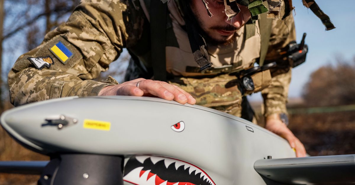 Featured image for The intense drone warfare in Ukraine: Russian front lines vs. Ukrainian pilots