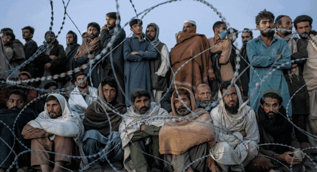 Featured image for Taliban Warns Pakistan: Consequences of Cruel Treatment of Afghan Refugees