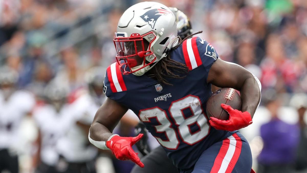 "NFL Week 5 Predictions: Eagles and Patriots favored, 49ers remain undefeated"