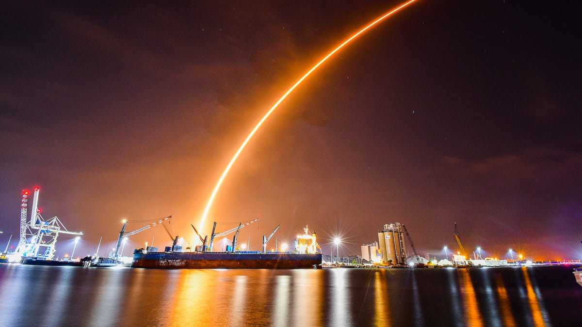 "SpaceX Successfully Launches Record 20th Starlink Mission from Cape Canaveral"
