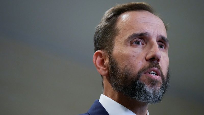 Featured image for Watchdog Investigates Ex-Trump Prosecutor Jack Smith for Alleged Political Activity