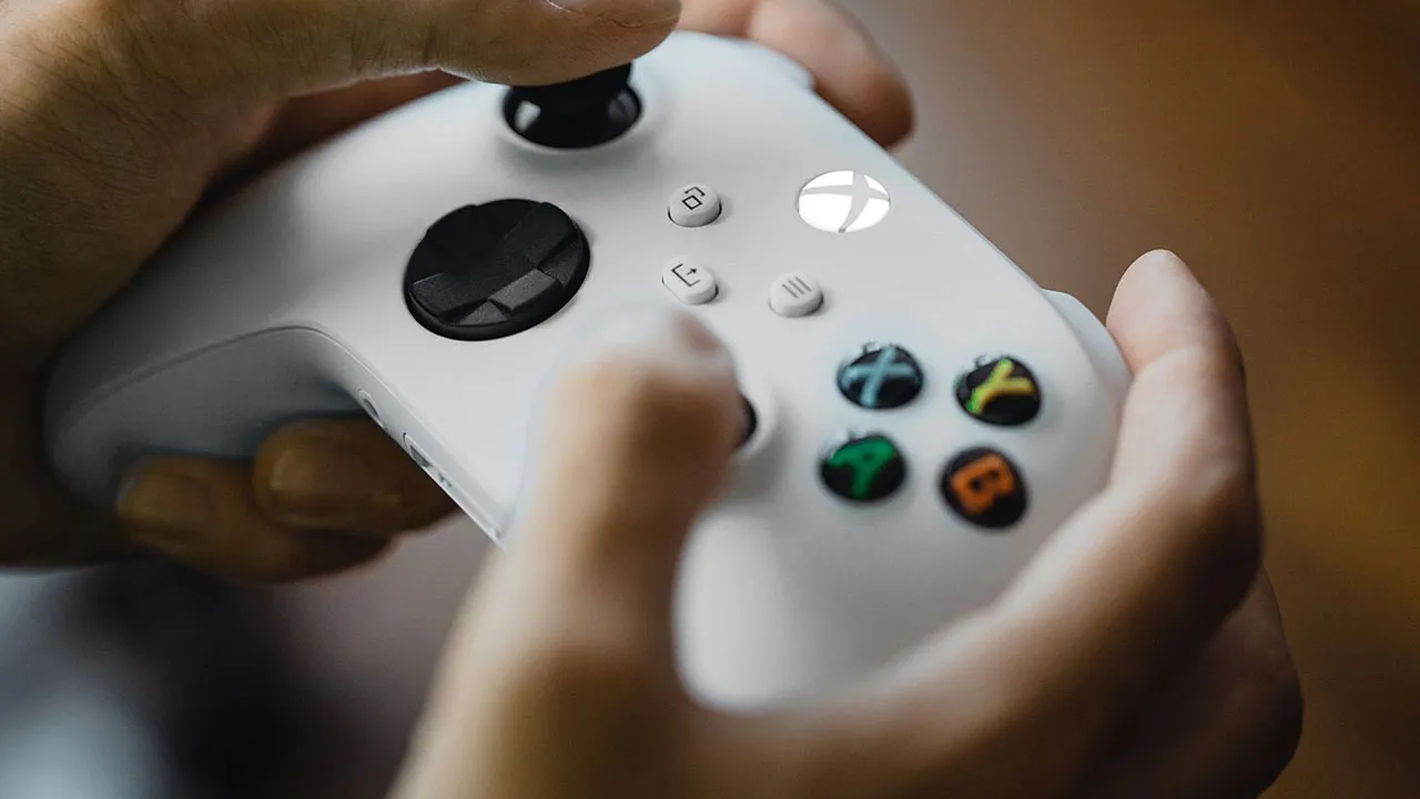 Featured image for Xbox Wireless Controllers Discounted to $39.99 at Lenovo and Walmart