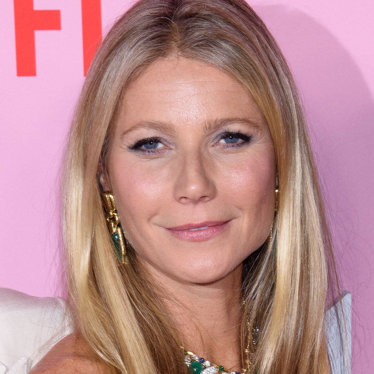 Featured image for Gwyneth Paltrow's Sun Damage Revelation Sparks Concern Among Fans.
