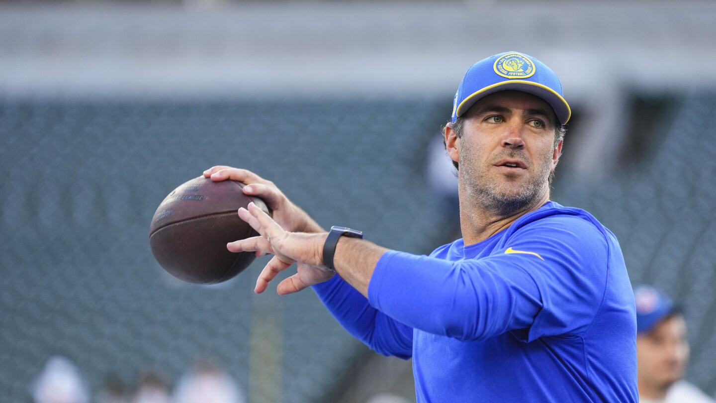 "Atlanta Falcons Overhaul Coaching Staff with New Offensive Coordinator and Head Coach Hires"