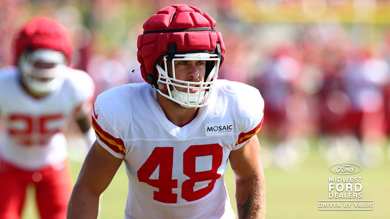 Chiefs Training Camp Highlights: New Menu Items, Player Performances, and Practice Insights