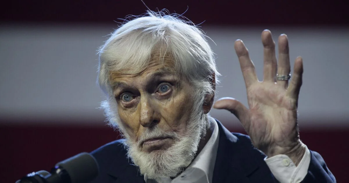 Dick Van Dyke Injured in Malibu Car Crash