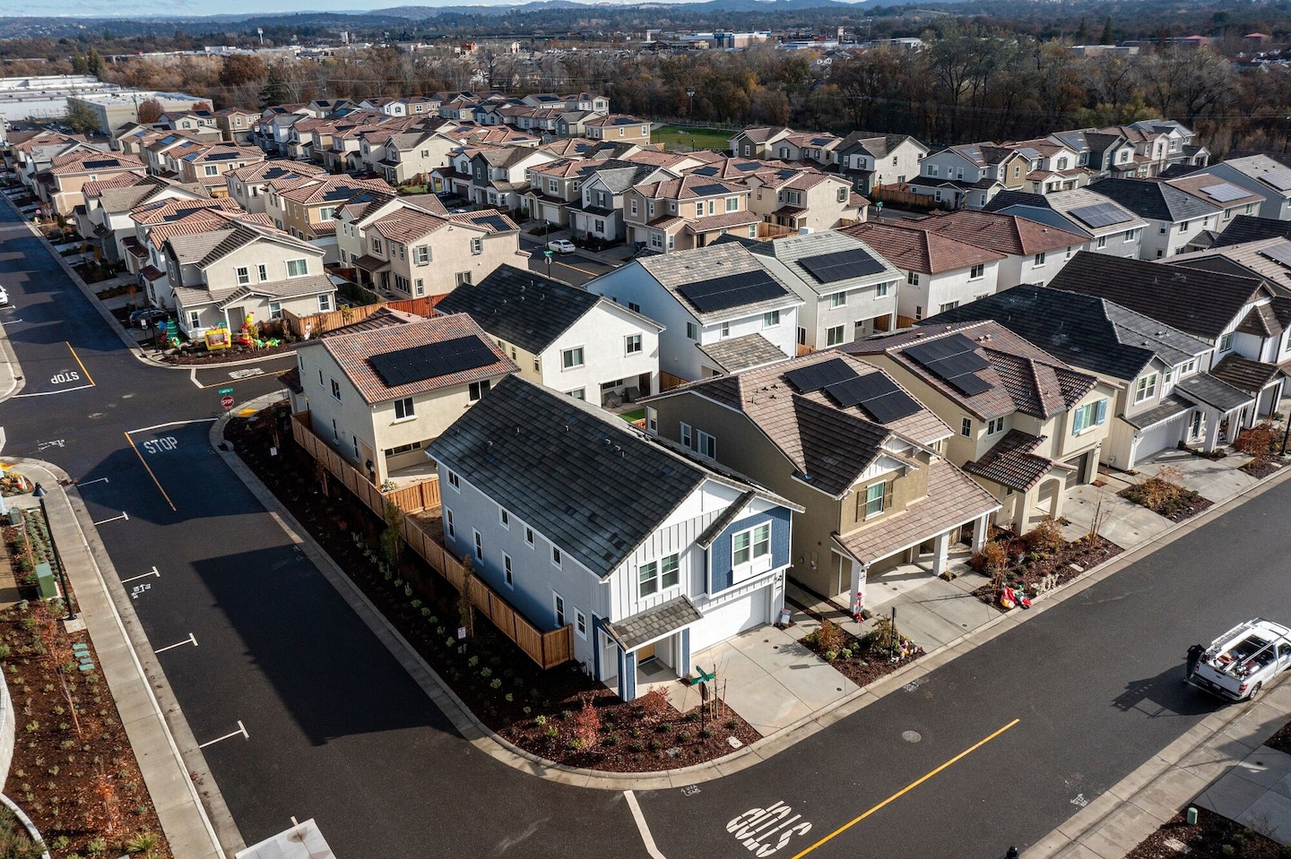 The Complex Relationship Between Mortgage Rates and Homeownership
