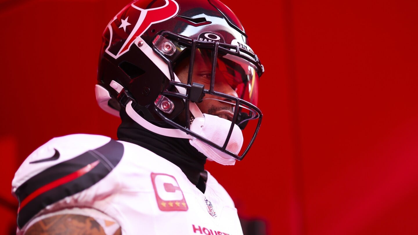 Featured image for Texans' Joe Mixon to miss extended time with foot injury