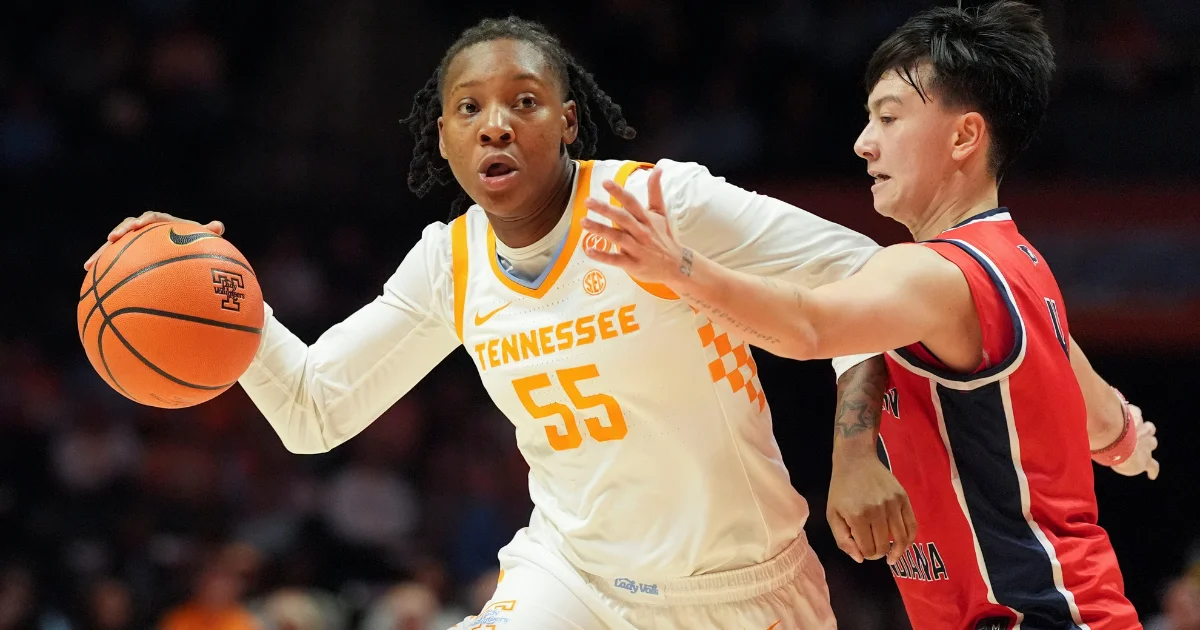 Cooper benched as Tennessee falls to Alabama in SEC Tournament